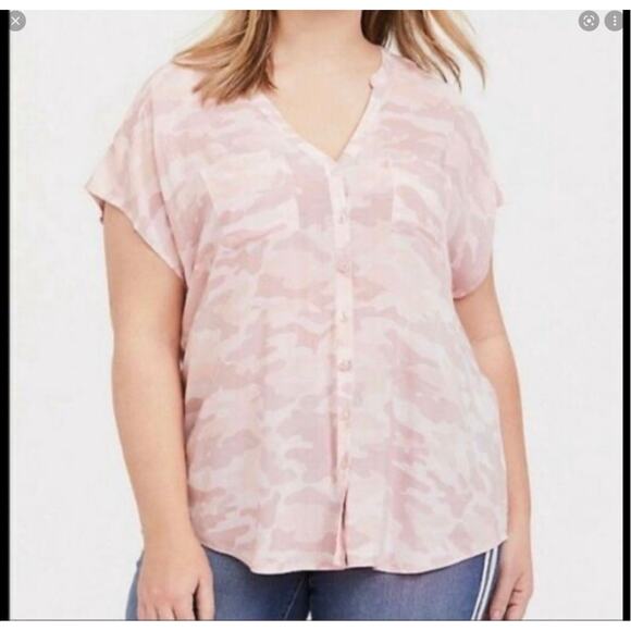 Torrid Size 00 10 M/L Pink Camo Challis Dolman Blouse Collared Button Front Top - Picture 1 of 10